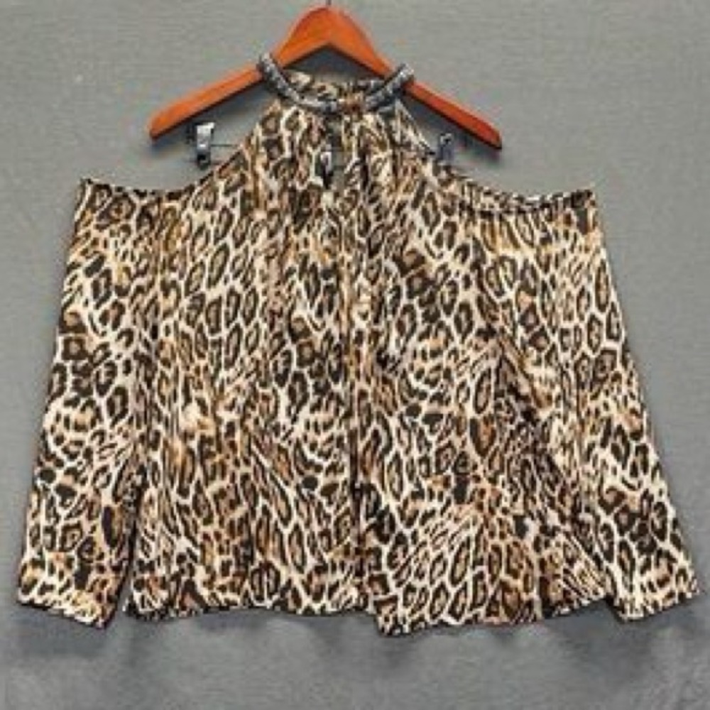 BOLD elements Animal Print Cold Shoulder Blouse / XL - Picture 2 of 12